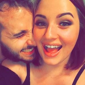 Meet your Posher, Harmony